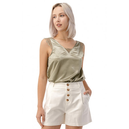 Top de seda con encaje